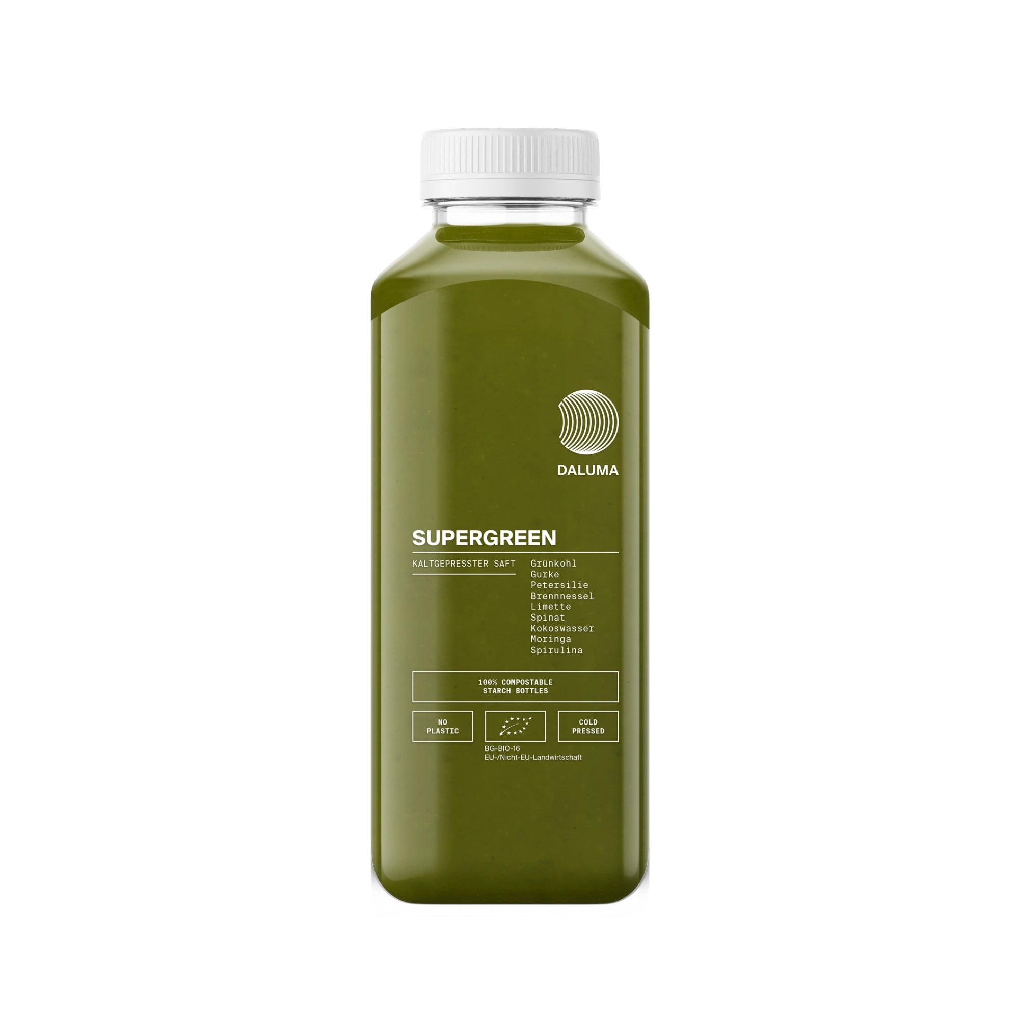 Eine durchsichtige Plastikflasche mit weißem Deckel enthält DALUMA SUPERGREEN GREEN JUICE, mit Grünzeug wie Sellerie, Spinat, Grünkohl, Petersilie, sowie Zitrone und Basilikum. Erhältlich als 6er Pack von kaltgepresster Saft.